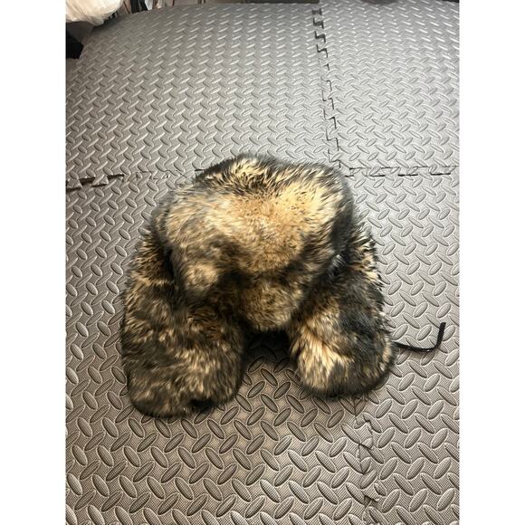 Club Monaco 100% Lamb Fur Trapper Hat Winter Insulated One Size Designer - Picture 8 of 8